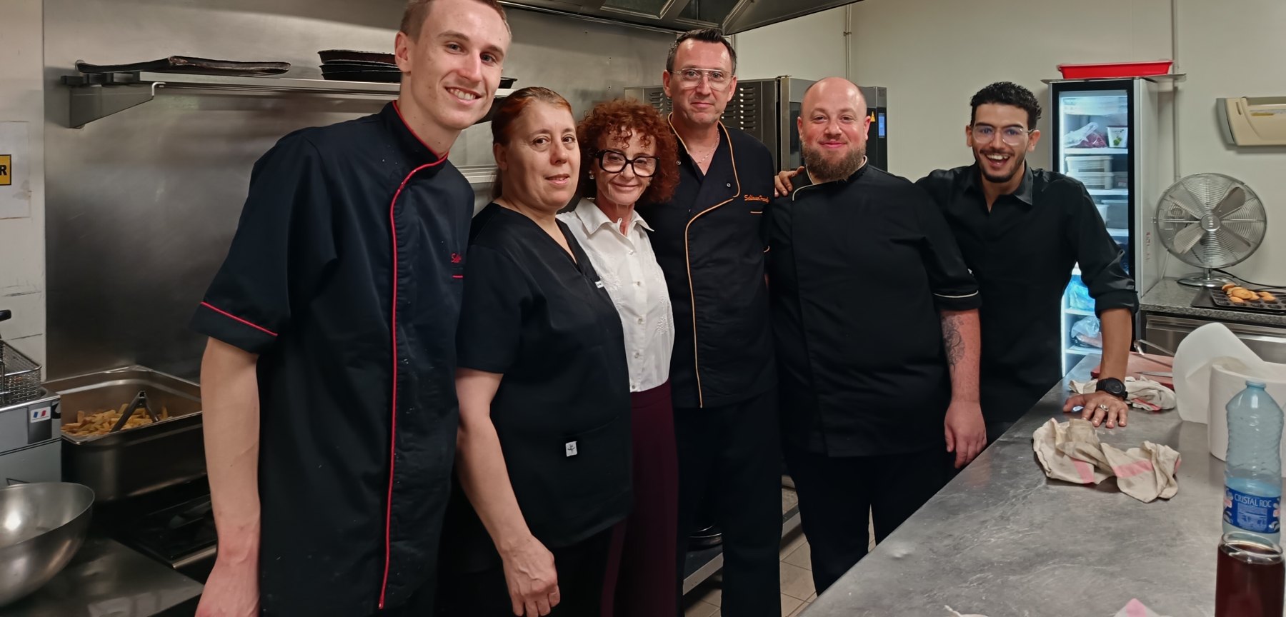 L'équipe du Moulin Rive Gauche en cuisine