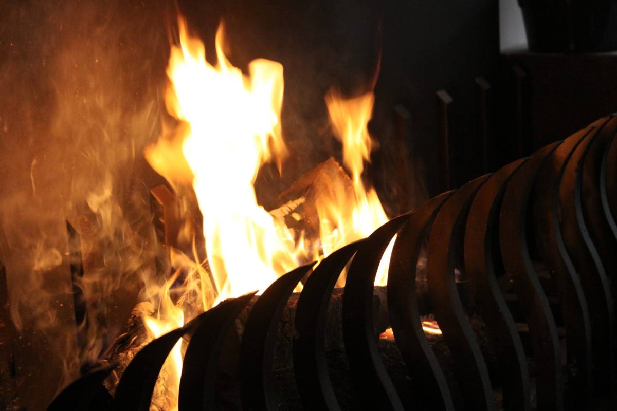 Le feu de la cheminée